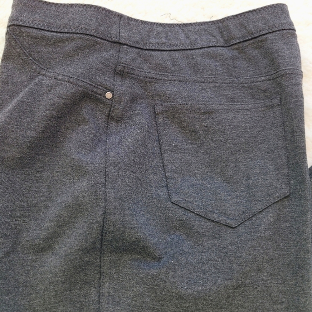 Chico's Charcoal Knit Jeans Sz 2R=12 - Picture 2 of 12